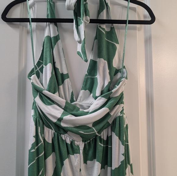DVF X Target Diane Von Furstenberg The Halter Ginkgo Jumpsuit Size Small NEW - Picture 3 of 3